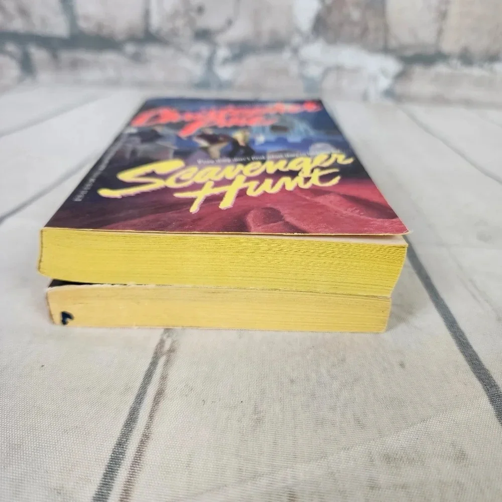 Vintage 80s 90s Christopher Pike Horror Paperback Novels Teen Fiction Set  of 2 - Picture 3 of 8